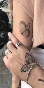 Çift Kelebek Dövmeleri